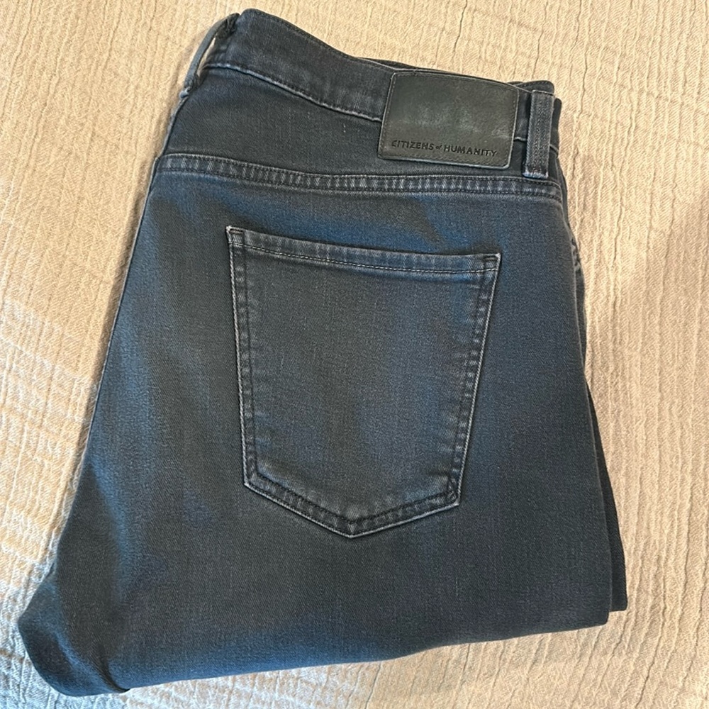 Citizens of Humanity size 38. Core/ Slim Straight